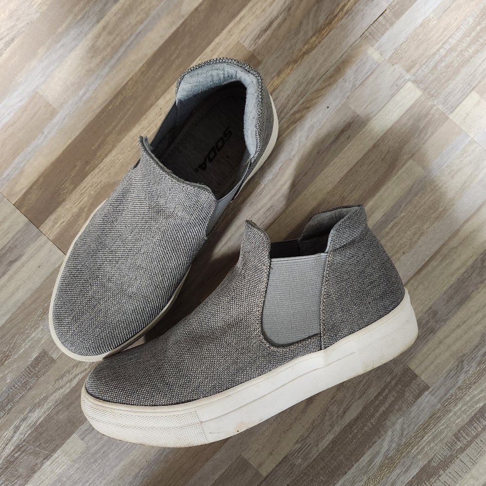 Light grey slip on boots